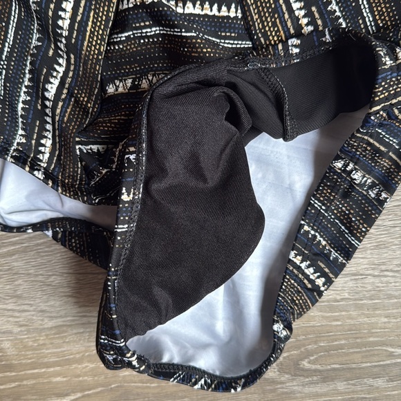 MIRACLESUIT Striped Metallic Plunge One-Piece Swimsuit 8 - Picture 5 of 10